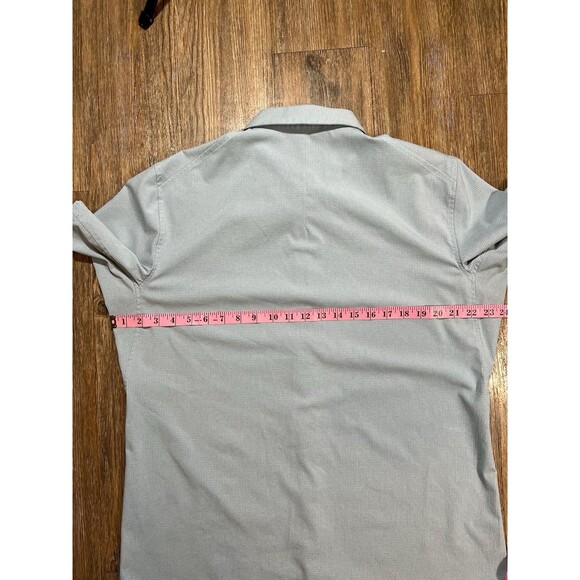 Lululemon Shirt Mens XL Blue Airing Easy Short Sleeve Button Up Stretch Casual - Picture 8 of 10